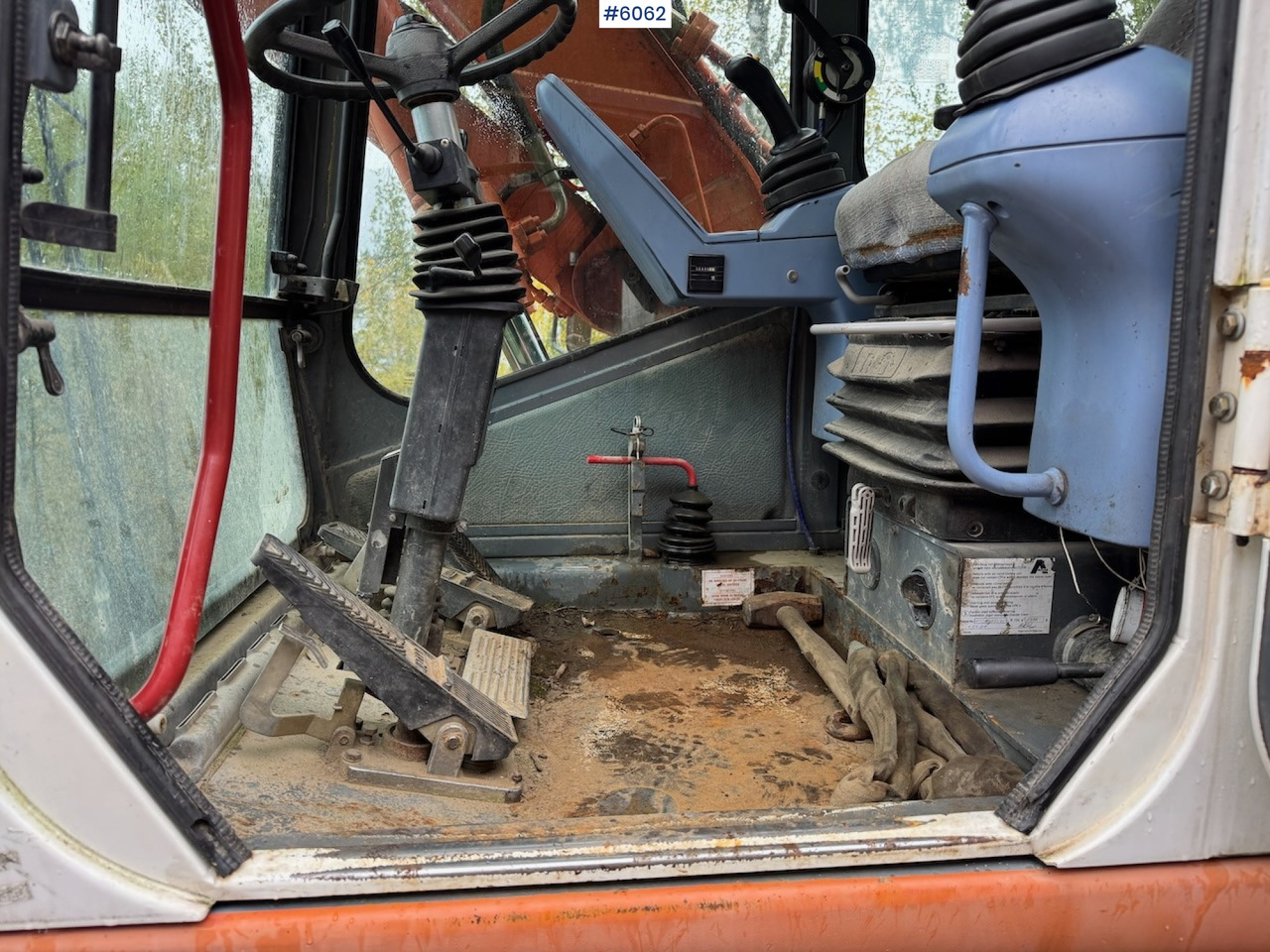 Excavadora 2002 Atlas 1304 w/ 1 backhoe bucket Low Hours!: foto 14 Excavadora 2002 Atlas 1304 w/ 1 backhoe bucket Low Hours!: foto 14
