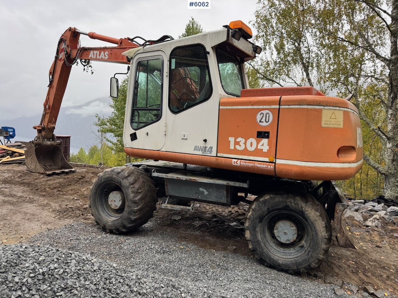 Excavadora 2002 Atlas 1304 w/ 1 backhoe bucket Low Hours!: foto 6 Excavadora 2002 Atlas 1304 w/ 1 backhoe bucket Low Hours!: foto 6
