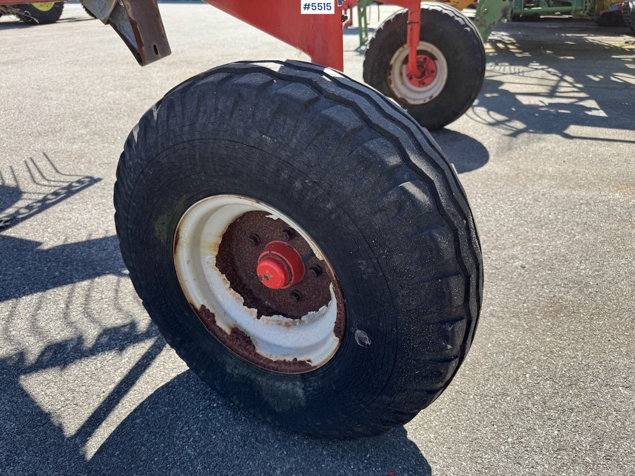 Maquinaria de henificación 2002 Kuhn GA 7301 Collecting rake: foto 9