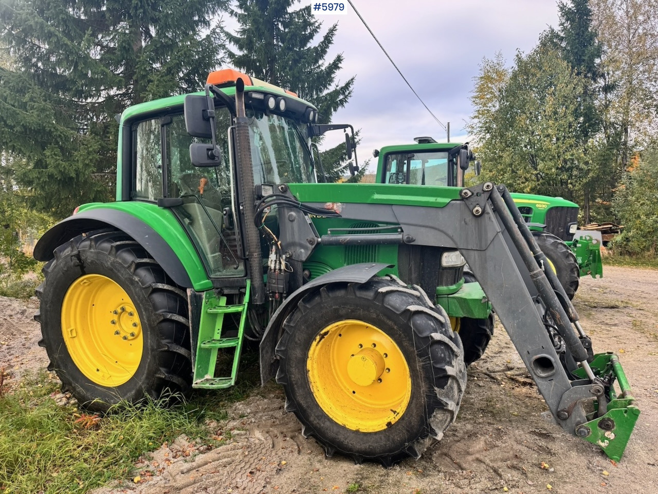2005 John Deere 6420 with Front Loader - Tractor: foto 3 2005 John Deere 6420 with Front Loader - Tractor: foto 3