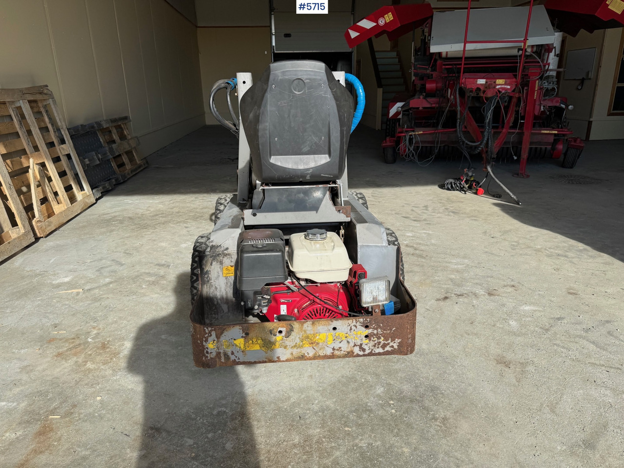 Arrendamiento de  2005 Multione F14B 2005 Multione F14B: foto 6