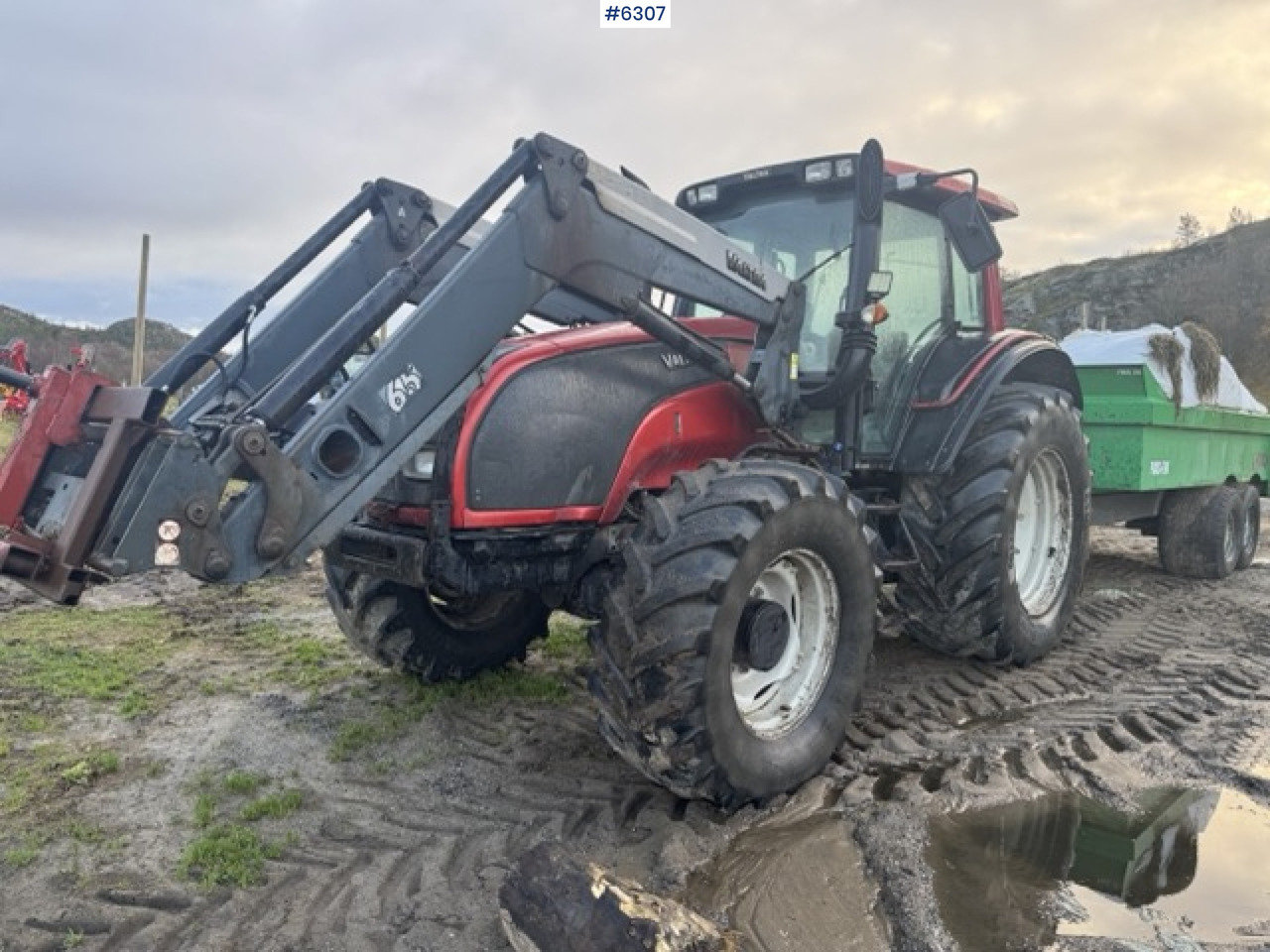 2008 Valtra T190 with front loader and 3rd function. SEE VIDEO! - Tractor: foto 1 2008 Valtra T190 with front loader and 3rd function. SEE VIDEO! - Tractor: foto 1