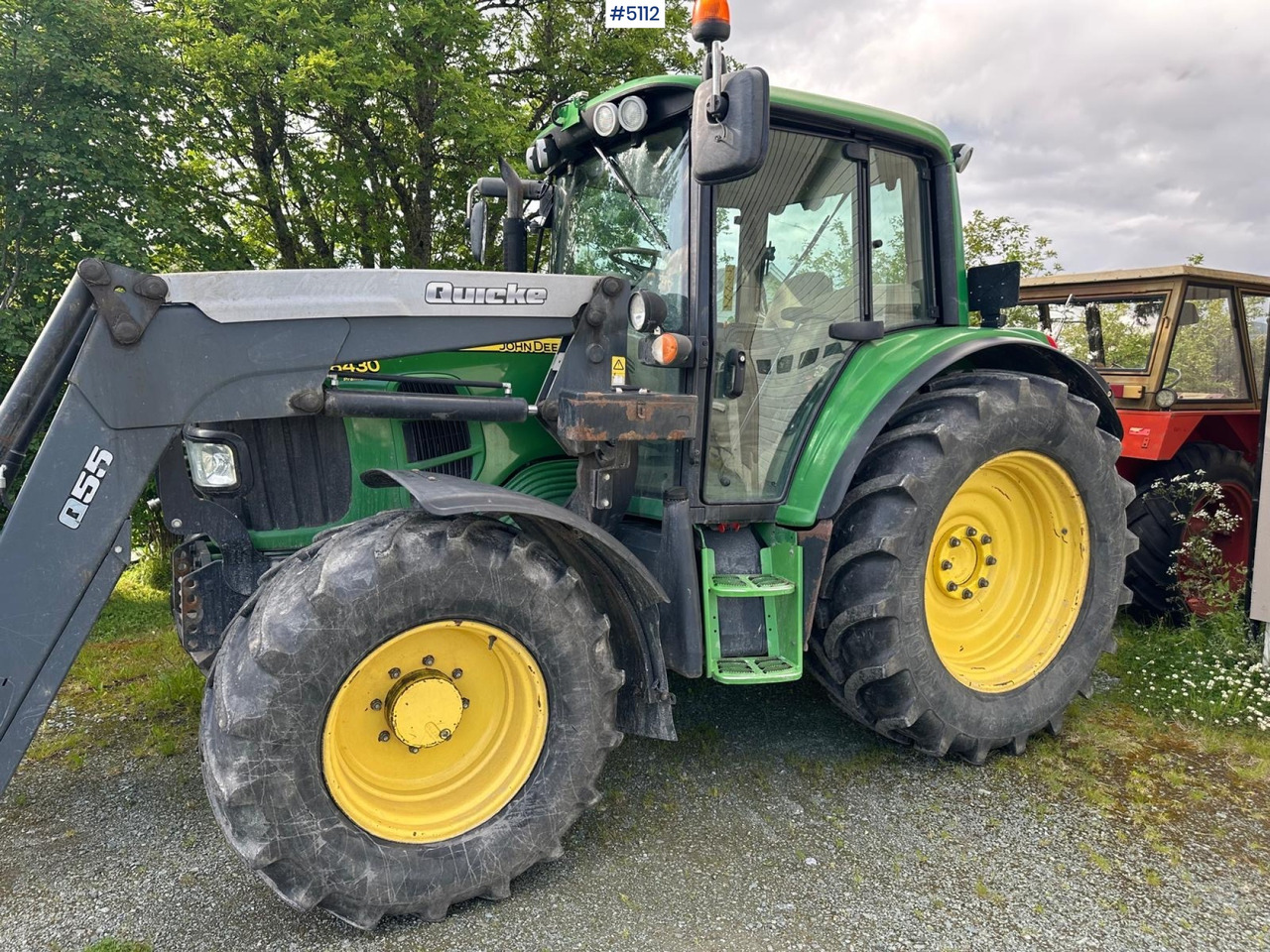 2011 John Deere 6430 Premium m/ Quicke frontlaster & 2 sett dekk - Tractor: foto 1 2011 John Deere 6430 Premium m/ Quicke frontlaster & 2 sett dekk - Tractor: foto 1