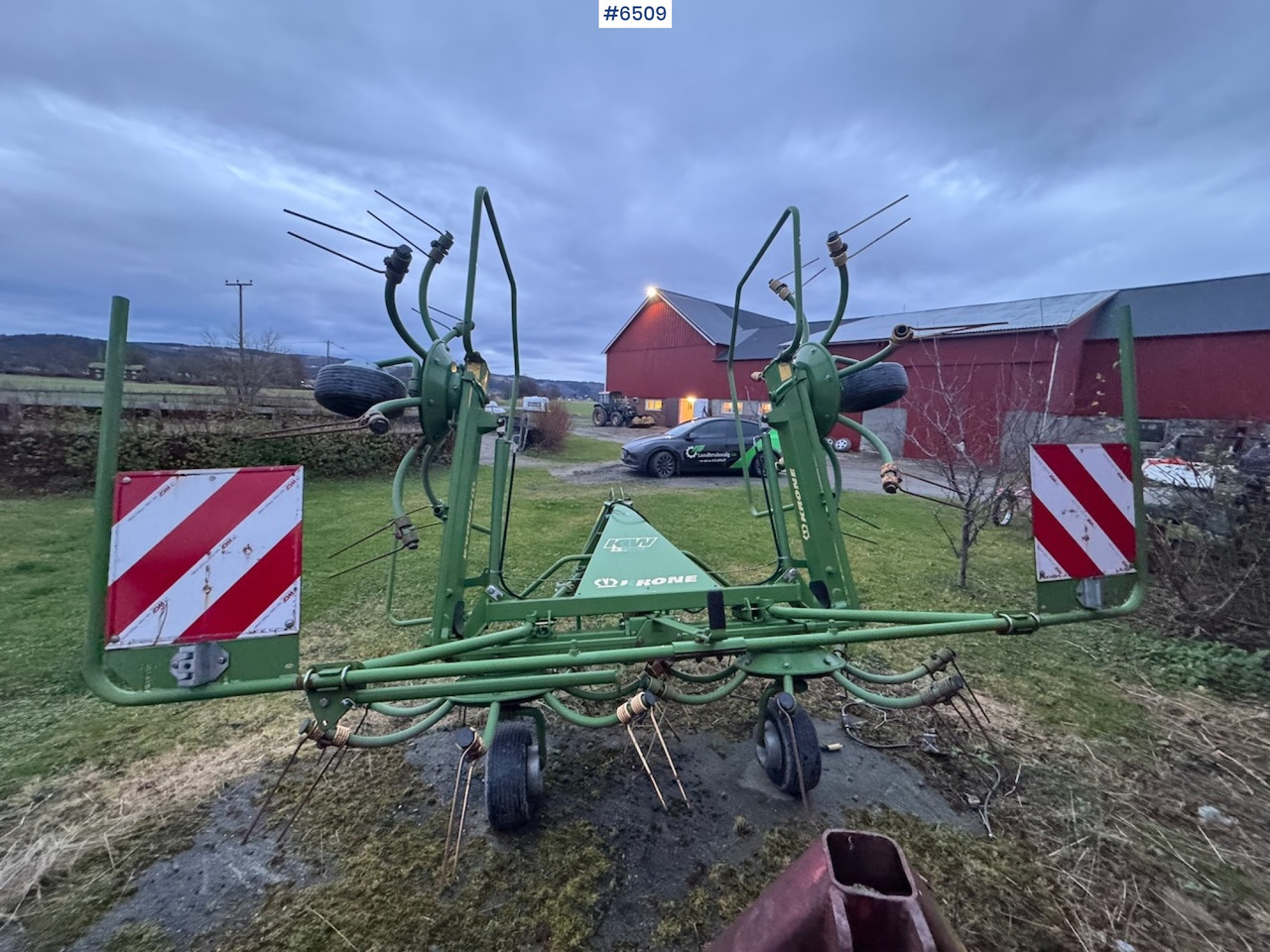 2011 Krone KW 5.52 tedder - Maquinaria de henificación: foto 5 2011 Krone KW 5.52 tedder - Maquinaria de henificación: foto 5