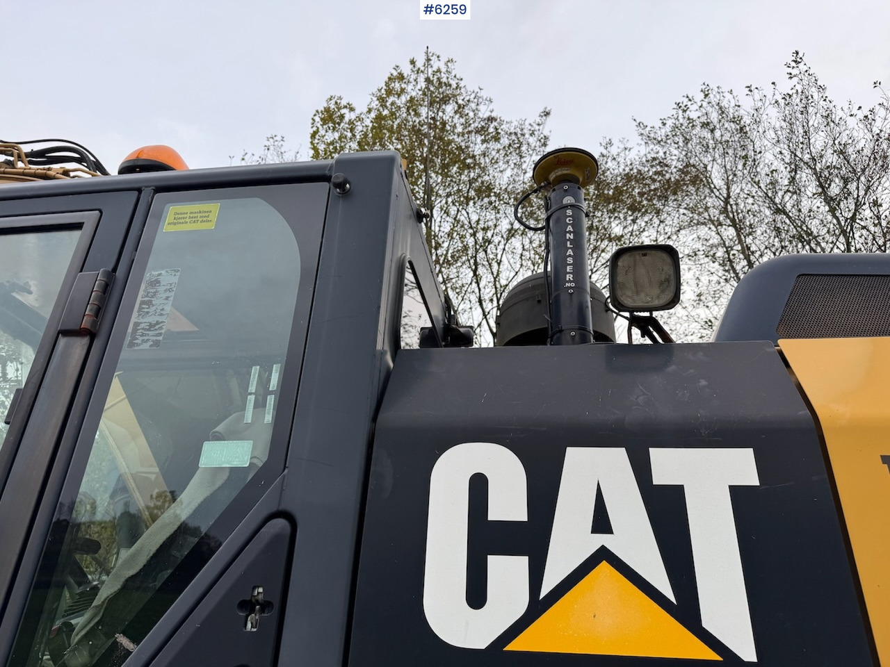 2012 Cat 324 E w/ rotor tilt, sanding bucket and digging bucket. - Excavadora de cadenas: foto 4 2012 Cat 324 E w/ rotor tilt, sanding bucket and digging bucket. - Excavadora de cadenas: foto 4