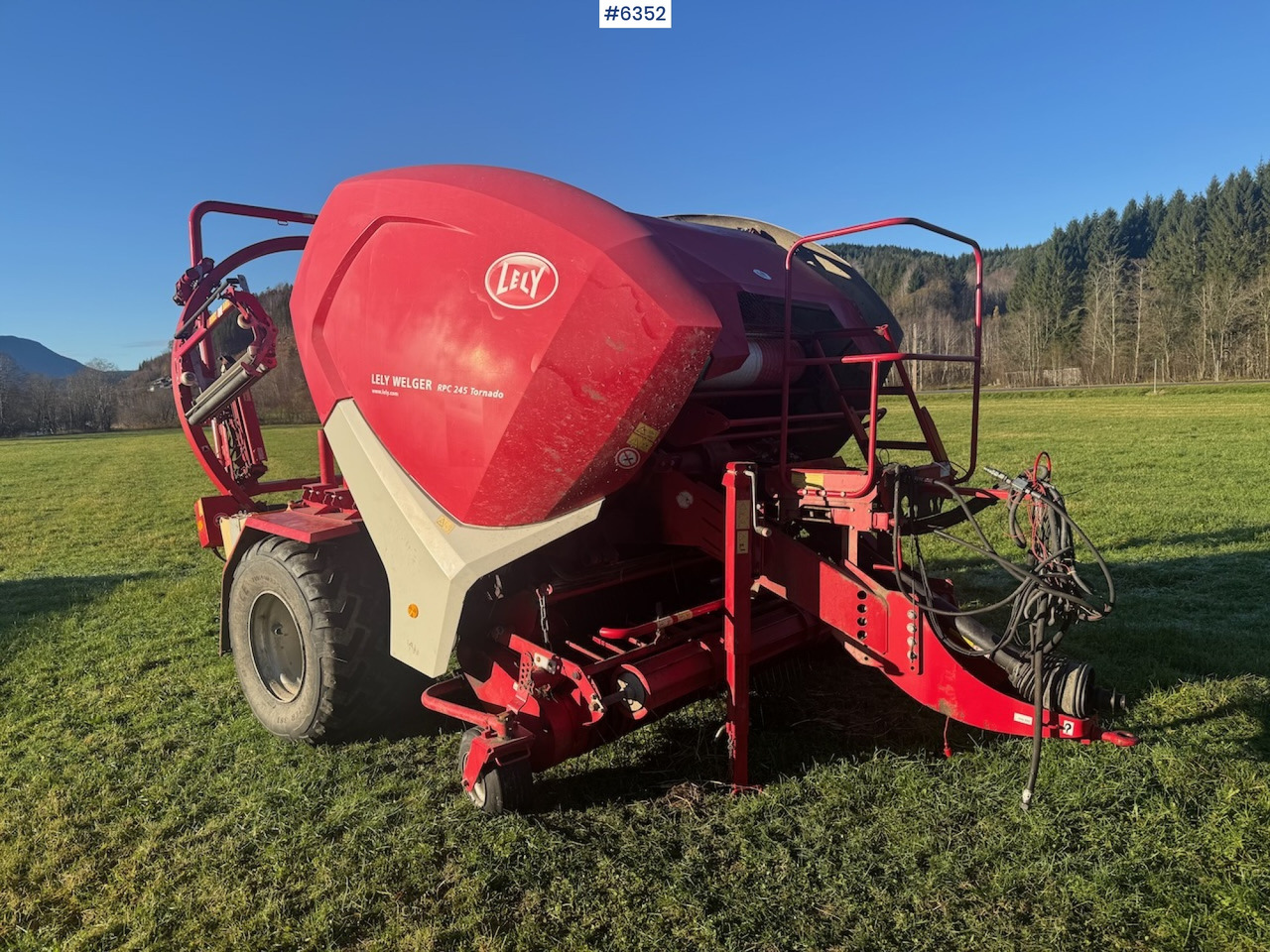 2017 Lely Welger RPC 245 Tornado combi baler. Partial rep. object - Maquinaria de henificación: foto 1 2017 Lely Welger RPC 245 Tornado combi baler. Partial rep. object - Maquinaria de henificación: foto 1