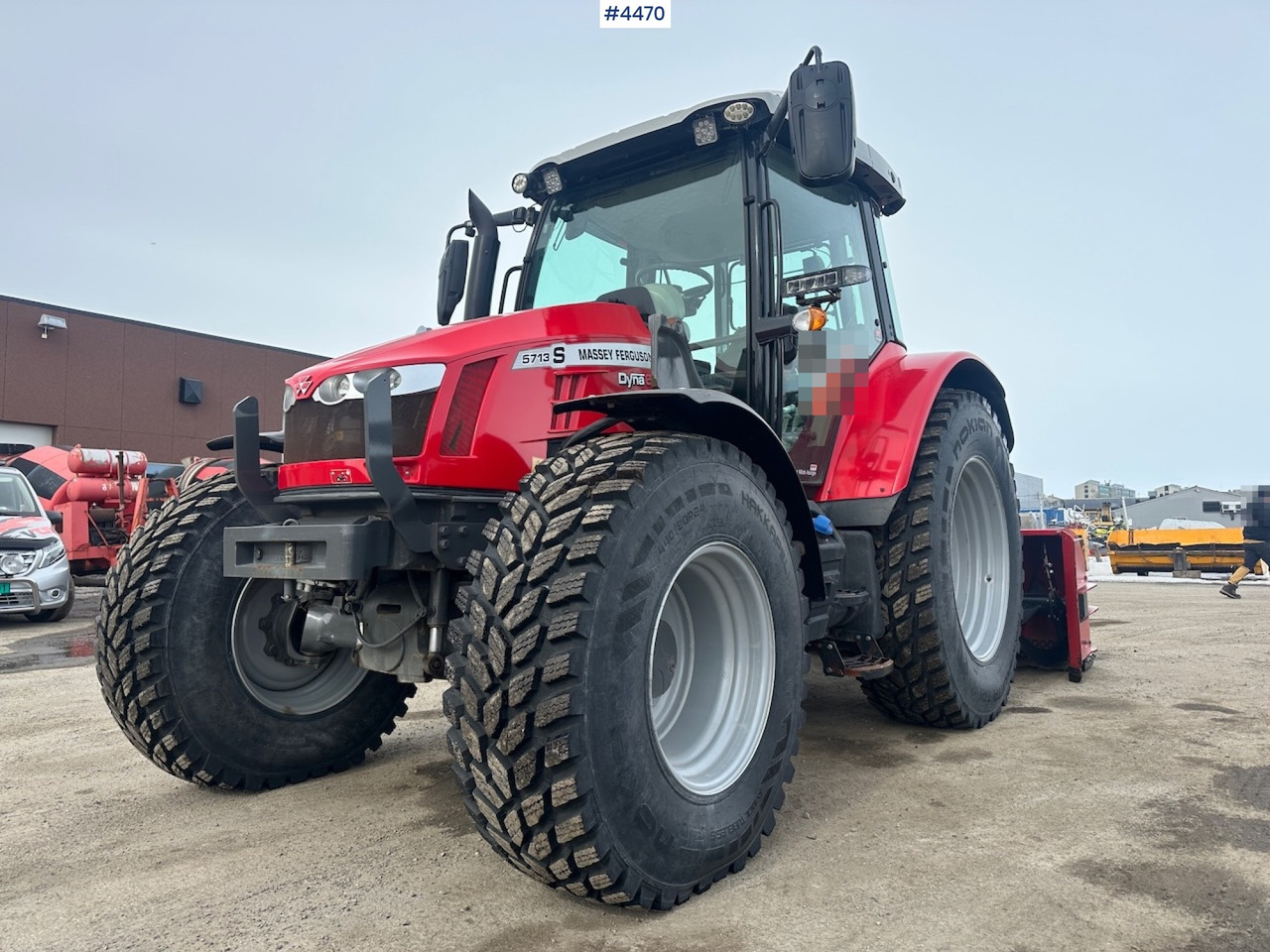 2018 Massey Ferguson MF5713 S w/ 2020 Dalen snow blower - Tractor: foto 4 2018 Massey Ferguson MF5713 S w/ 2020 Dalen snow blower - Tractor: foto 4