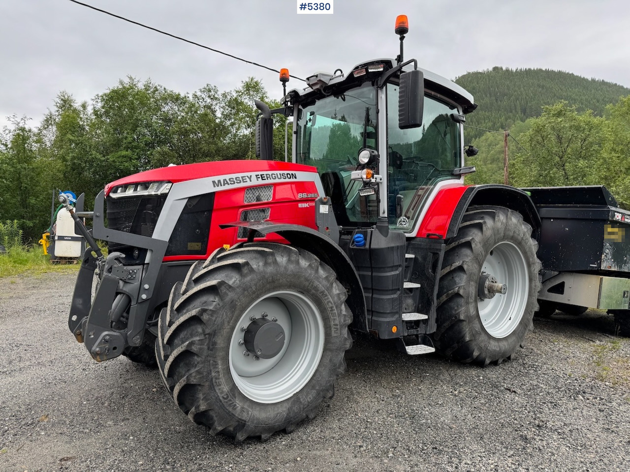 2021 Massey Ferguson 8S.265 w/ front hydraulics and front PTO. - Tractor: foto 2 2021 Massey Ferguson 8S.265 w/ front hydraulics and front PTO. - Tractor: foto 2