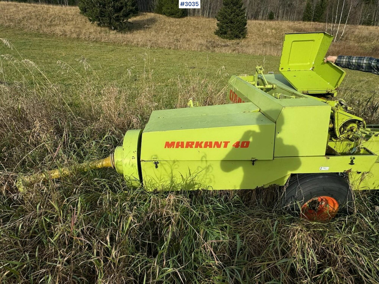 4 square presses, repair object - Maquinaria de henificación: foto 4 4 square presses, repair object - Maquinaria de henificación: foto 4