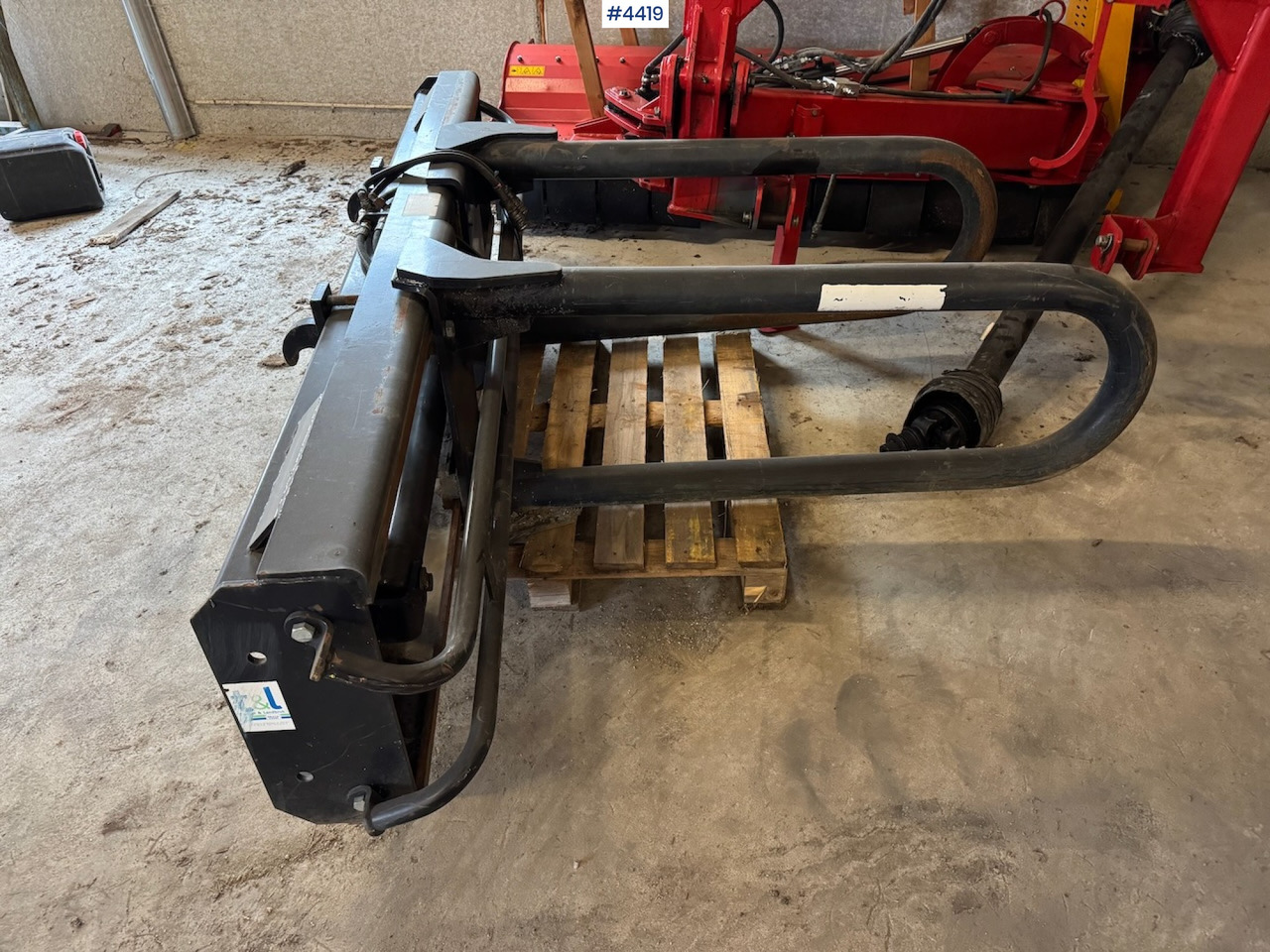 Ålø Square clamp - Maquinaria de henificación: foto 1 Ålø Square clamp - Maquinaria de henificación: foto 1