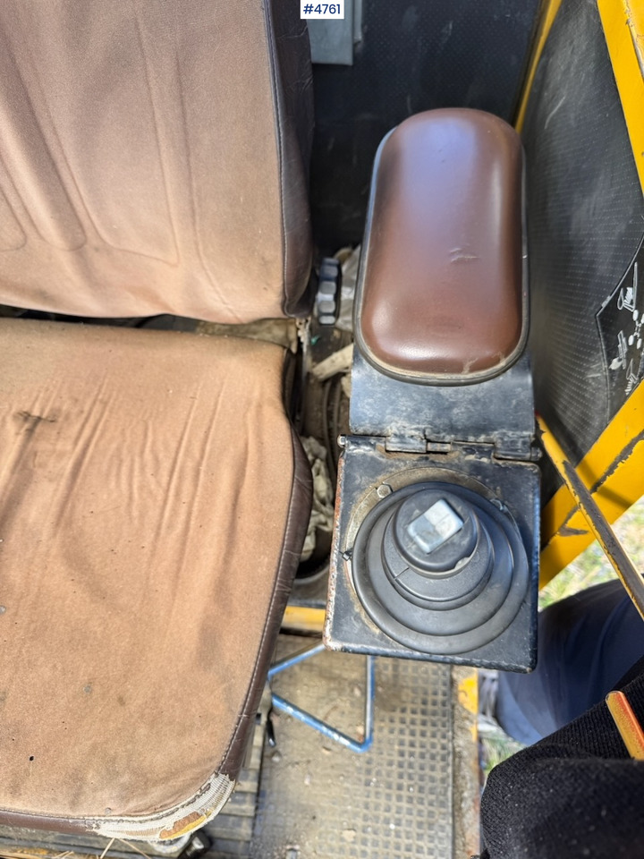 Excavadora Circa 1990 Hymas 82R Crawler excavator w/ 2 buckets.: foto 19 Excavadora Circa 1990 Hymas 82R Crawler excavator w/ 2 buckets.: foto 19