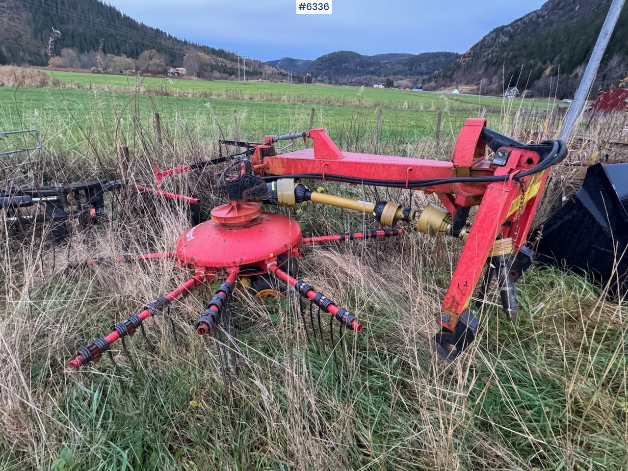 Fransgård TI-6000 combi rake - Maquinaria de henificación: foto 2 Fransgård TI-6000 combi rake - Maquinaria de henificación: foto 2