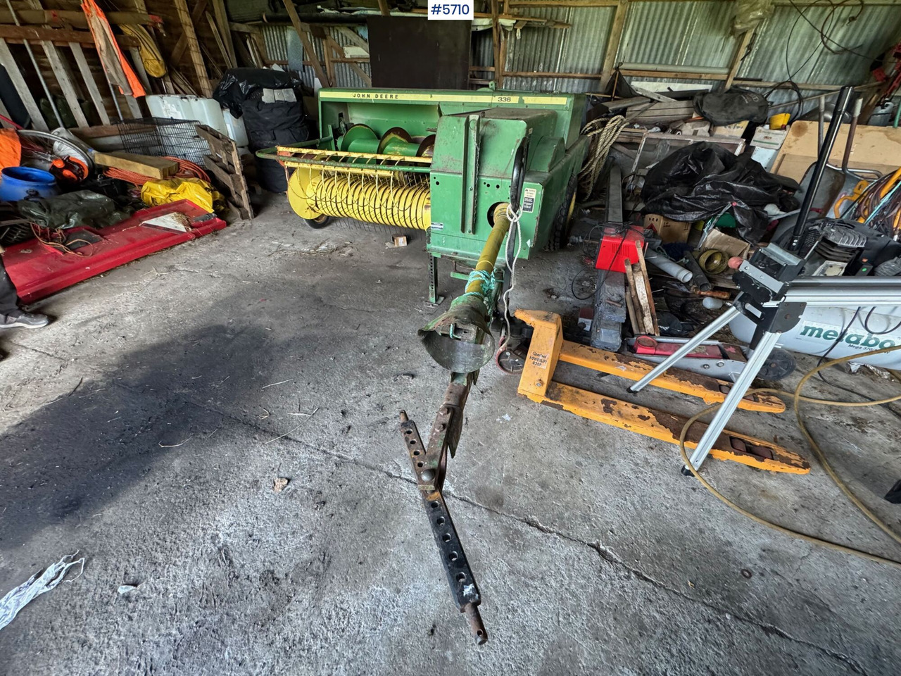 John Deere 336 Square baler. - Maquinaria de henificación: foto 2 John Deere 336 Square baler. - Maquinaria de henificación: foto 2