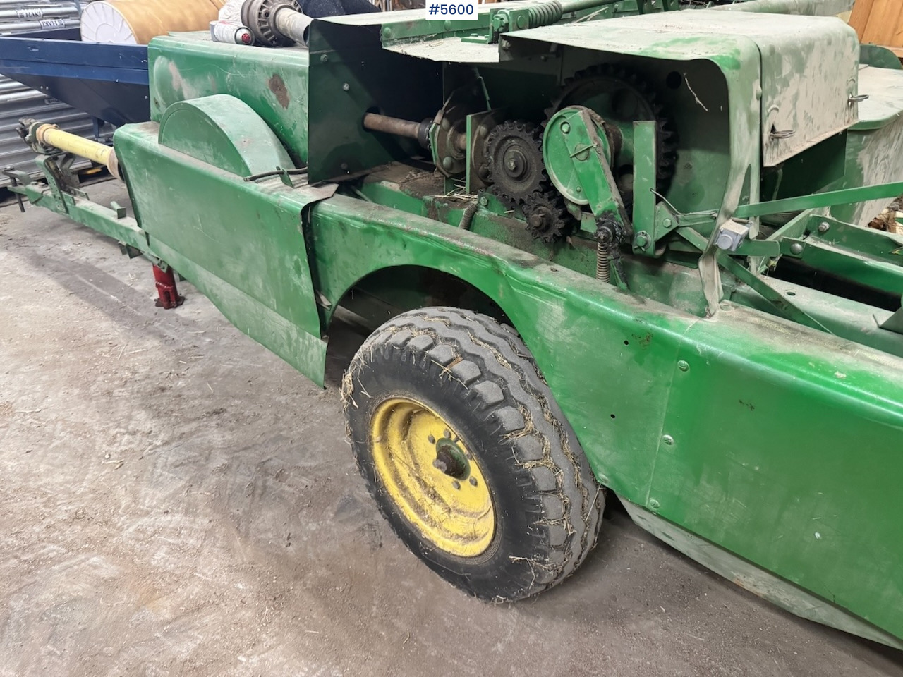 John Deere 342 Square Baler - Maquinaria de henificación: foto 3 John Deere 342 Square Baler - Maquinaria de henificación: foto 3