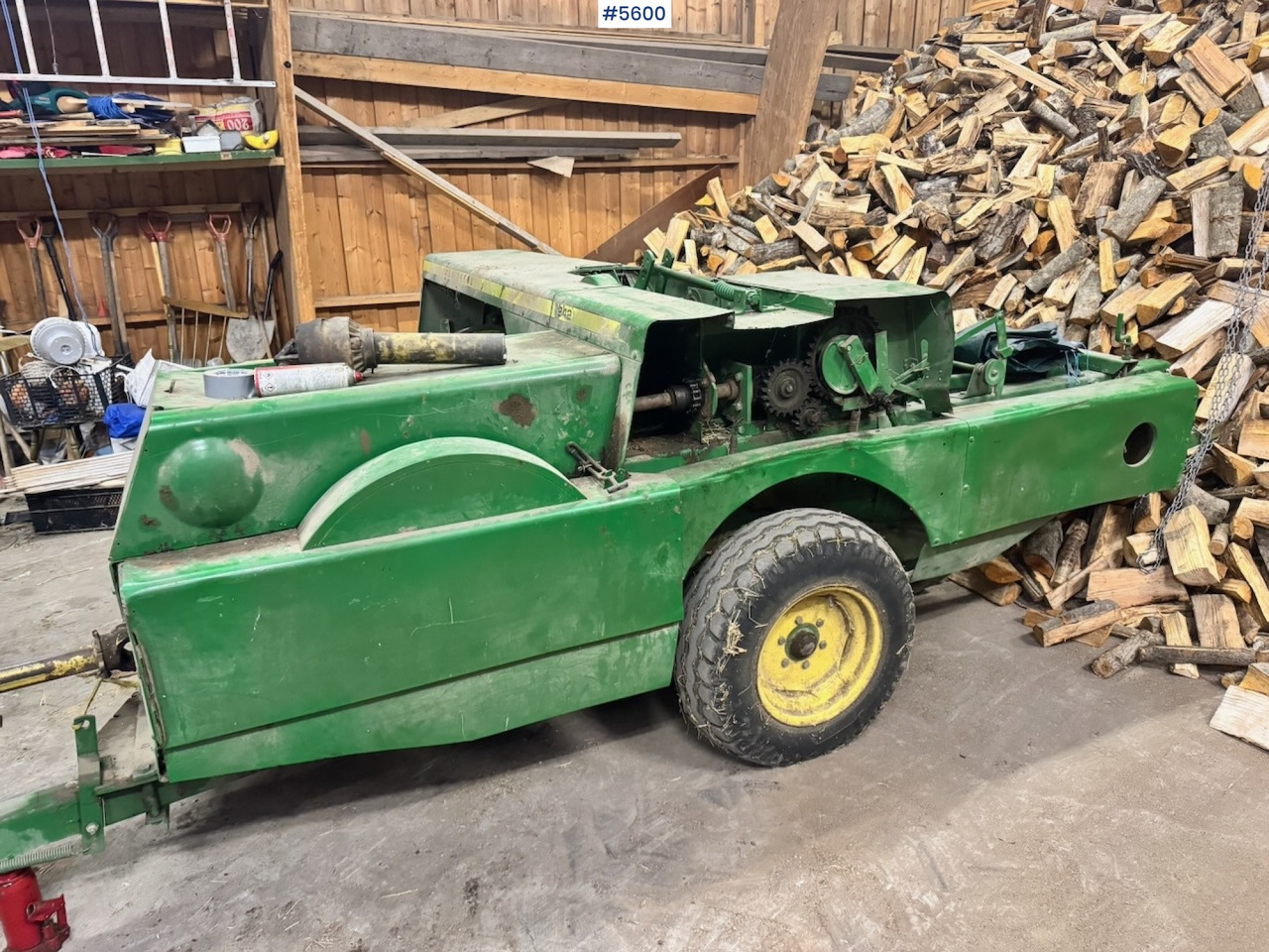 John Deere 342 Square Baler - Maquinaria de henificación: foto 2 John Deere 342 Square Baler - Maquinaria de henificación: foto 2