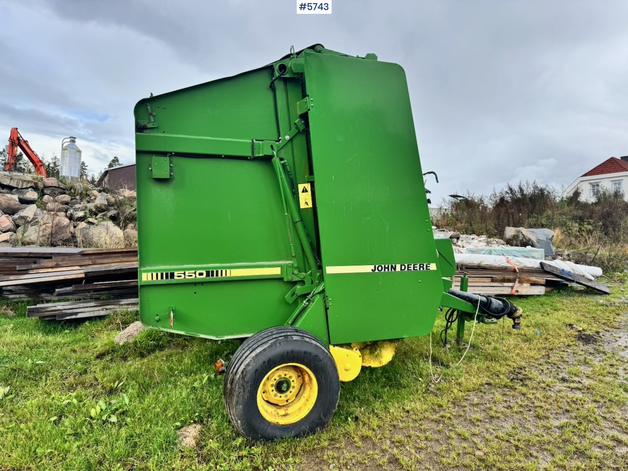 John Deere 550 Round Baler. - Maquinaria de henificación: foto 5 John Deere 550 Round Baler. - Maquinaria de henificación: foto 5
