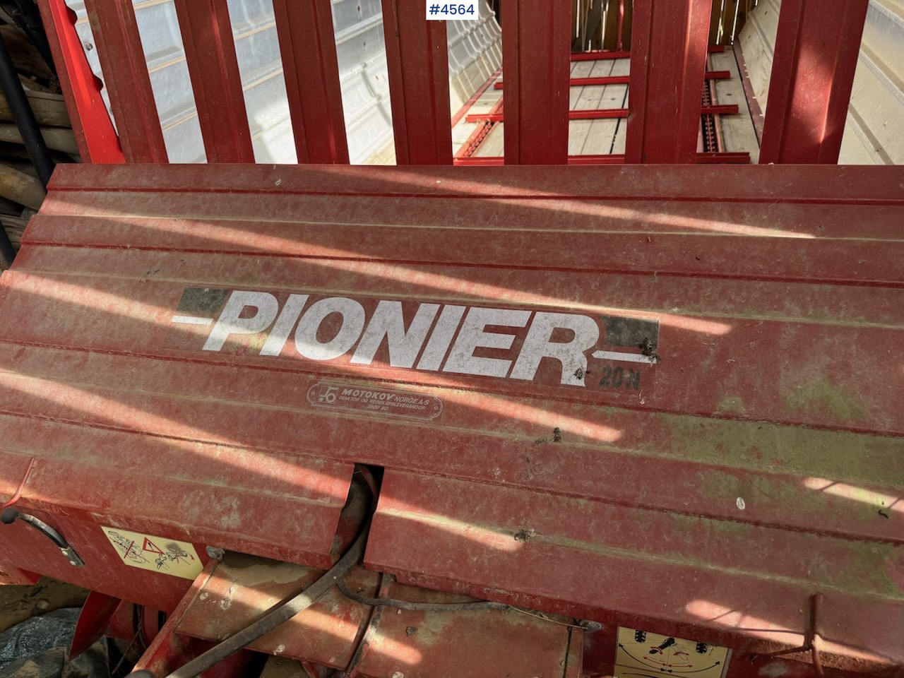 Sip Pioneer 20 N Loader - Maquinaria de henificación: foto 5 Sip Pioneer 20 N Loader - Maquinaria de henificación: foto 5