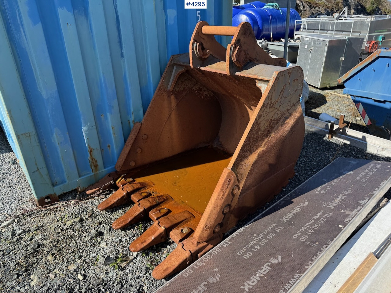 Tannskuffe med S70 - Cazo para excavadora para Maquinaria de construcción: foto 4 Tannskuffe med S70 - Cazo para excavadora para Maquinaria de construcción: foto 4