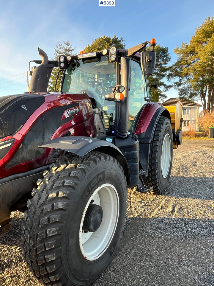 Valtra T 174 E Twintrac Tractor - Tractor: foto 1 Valtra T 174 E Twintrac Tractor - Tractor: foto 1