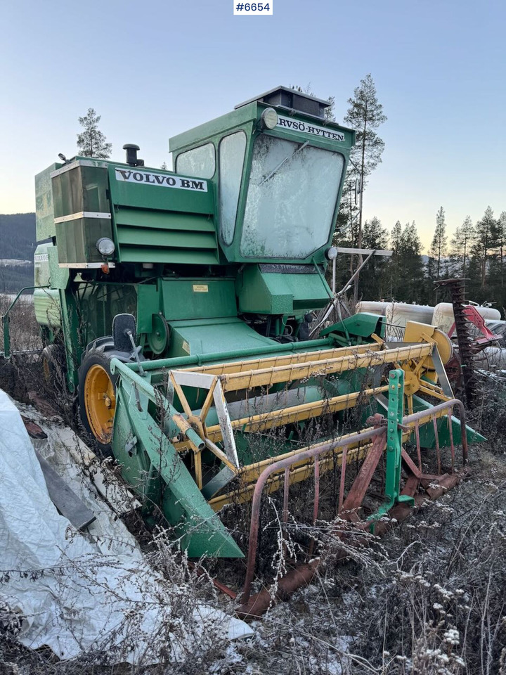 Volvo BM Active 800 Thresher - Cosechadora de granos: foto 1 Volvo BM Active 800 Thresher - Cosechadora de granos: foto 1