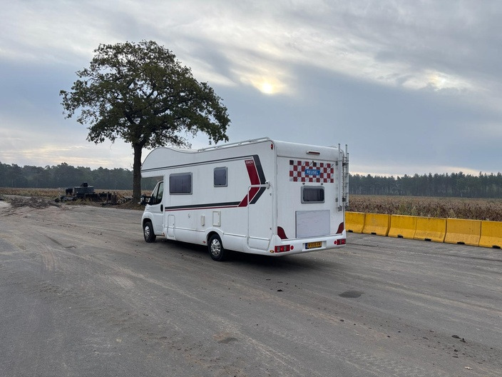 Rimor seal 9 - Autocaravana capuchina: foto 4 Rimor seal 9 - Autocaravana capuchina: foto 4