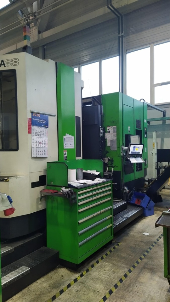 MAKINO A88 b - Centro de mecanizado CNC: foto 5 MAKINO A88 b - Centro de mecanizado CNC: foto 5