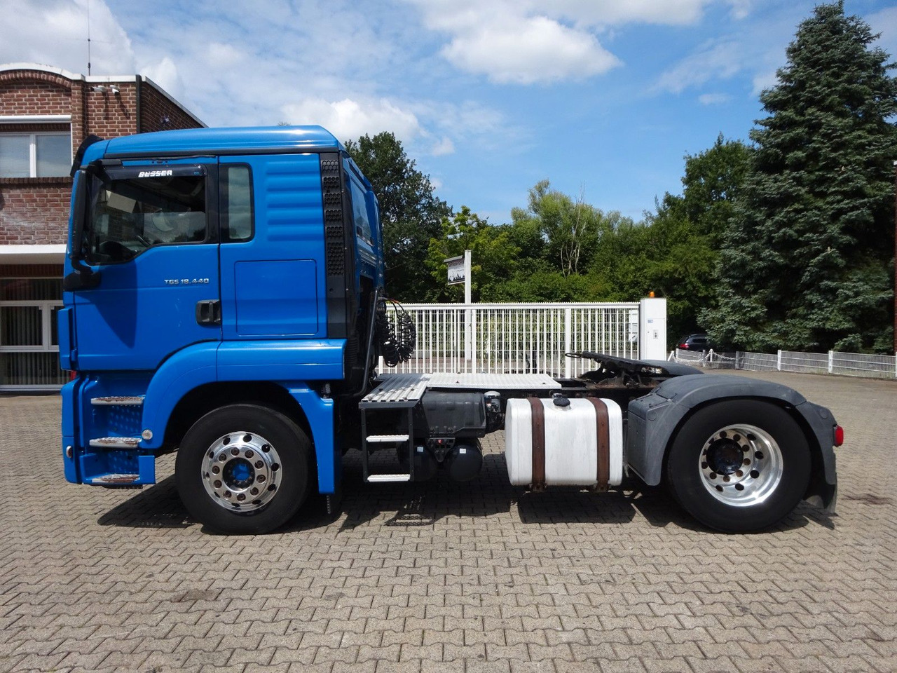 MAN 18.440 TGS SZM 4x2 - Cabeza tractora: foto 4 MAN 18.440 TGS SZM 4x2 - Cabeza tractora: foto 4