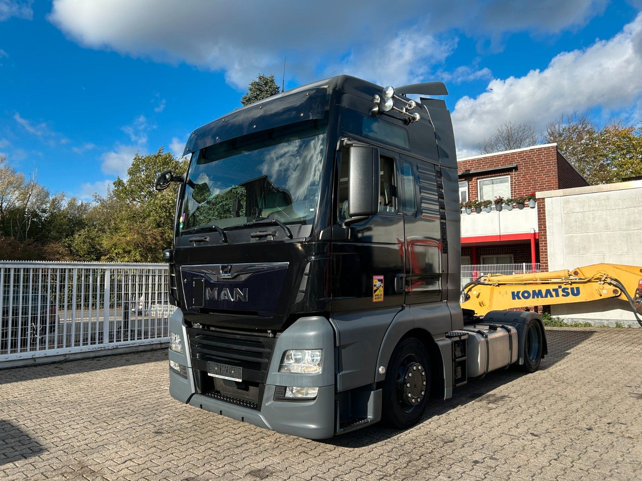 MAN 18.500 TGX 5x gleiche SZM im BESTAND !!! - Cabeza tractora: foto 1 MAN 18.500 TGX 5x gleiche SZM im BESTAND !!! - Cabeza tractora: foto 1