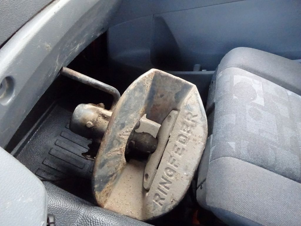 Camión portacontenedor de cadenas Mercedes-Benz 2633 Axor MEILLER Absetzkipper 6x4 Mercedes-Benz 2633 Axor MEILLER Absetzkipper 6x4: foto 13 Camión portacontenedor de cadenas Mercedes-Benz 2633 Axor MEILLER Absetzkipper 6x4 Mercedes-Benz 2633 Axor MEILLER Absetzkipper 6x4: foto 13