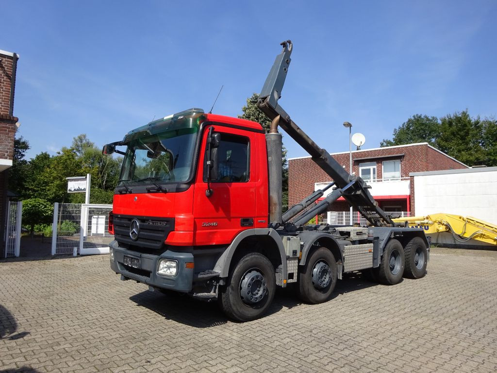 Mercedes-Benz 3246 Actros Abroller K45 8x4 Knickhacken Mercedes-Benz 3246 Actros Abroller K45 8x4 Knickhacken - Camión multibasculante: foto 2 Mercedes-Benz 3246 Actros Abroller K45 8x4 Knickhacken Mercedes-Benz 3246 Actros Abroller K45 8x4 Knickhacken - Camión multibasculante: foto 2