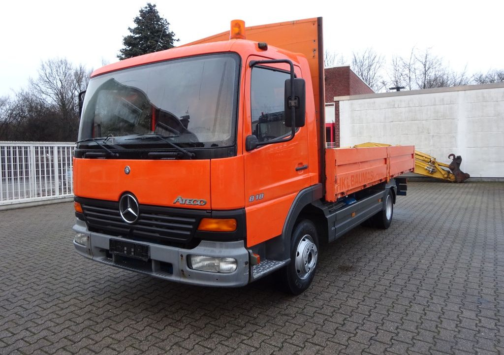 Mercedes-Benz 818 Atego Pritsche 4x2 Mercedes-Benz 818 Atego Pritsche 4x2 - Furgoneta caja abierta: foto 2 Mercedes-Benz 818 Atego Pritsche 4x2 Mercedes-Benz 818 Atego Pritsche 4x2 - Furgoneta caja abierta: foto 2