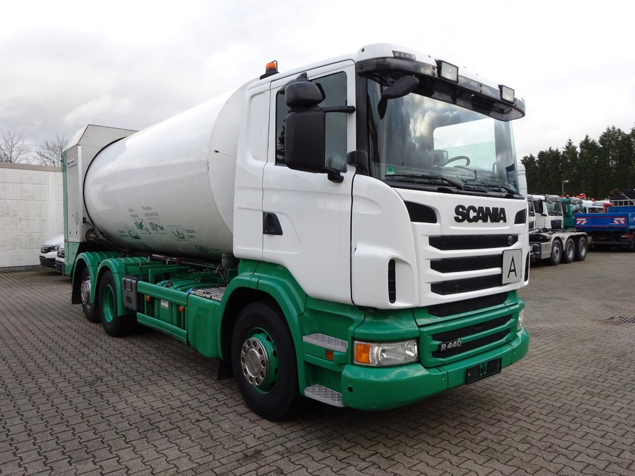 Scania R440 mit FAUN ROTOPRESS 521 L Euro 6 Scania R440 mit FAUN ROTOPRESS 521 L Euro 6 - Camión de basura: foto 4 Scania R440 mit FAUN ROTOPRESS 521 L Euro 6 Scania R440 mit FAUN ROTOPRESS 521 L Euro 6 - Camión de basura: foto 4