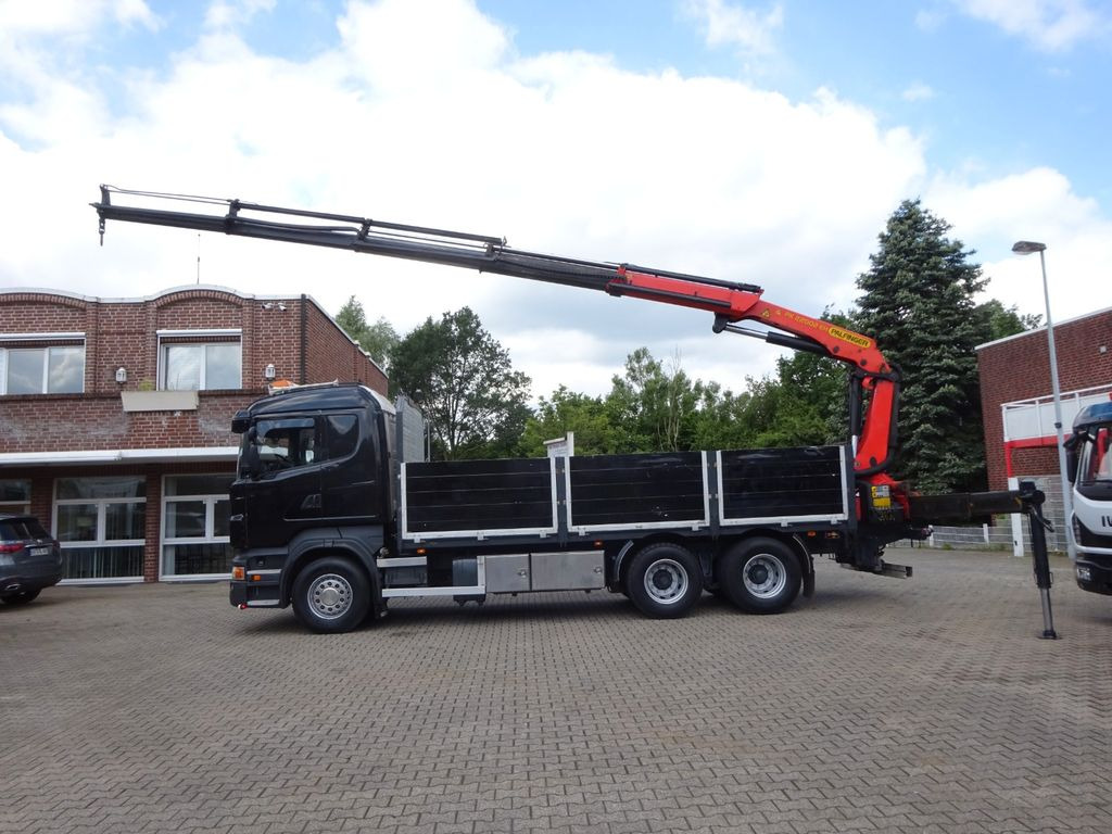 Scania R620 V8 Pritsche + PALFINGER 22002EH Kran Scania R620 V8 Pritsche + PALFINGER 22002EH Kran - Camión grúa, Camión caja abierta: foto 1 Scania R620 V8 Pritsche + PALFINGER 22002EH Kran Scania R620 V8 Pritsche + PALFINGER 22002EH Kran - Camión grúa, Camión caja abierta: foto 1