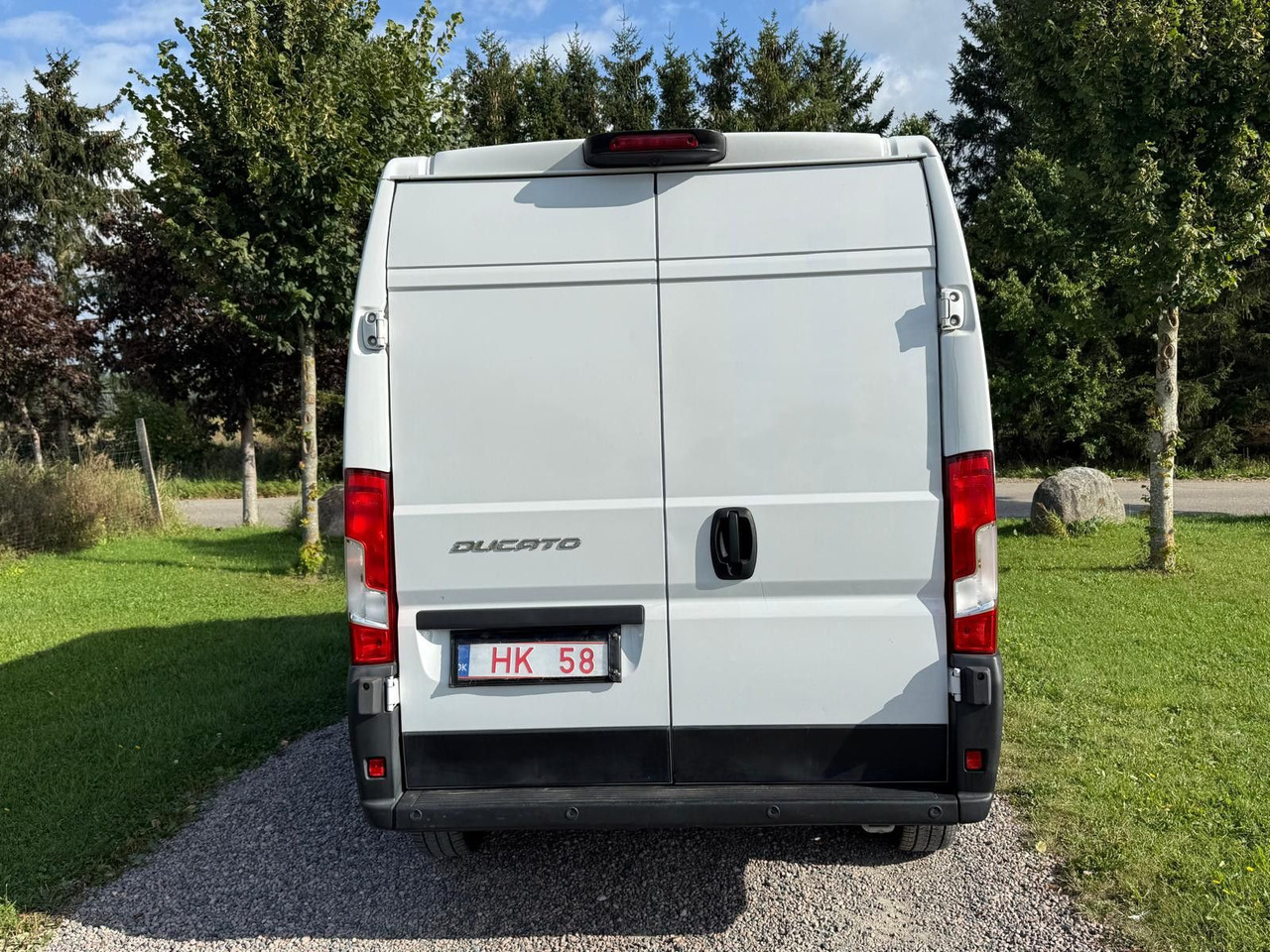 Fiat Ducato Grossr.-Kasten 35 140 L4H2 *NEW TUV* - Furgón: foto 4 Fiat Ducato Grossr.-Kasten 35 140 L4H2 *NEW TUV* - Furgón: foto 4