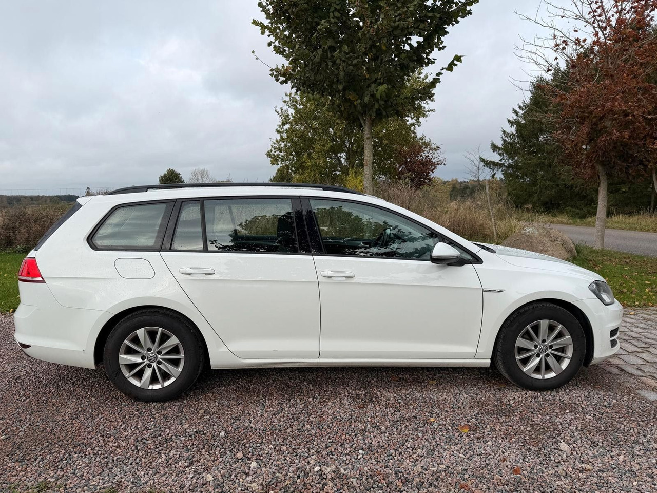 Volkswagen Golf VII Trendline BlueMotion - Coche familiar: foto 5 Volkswagen Golf VII Trendline BlueMotion - Coche familiar: foto 5