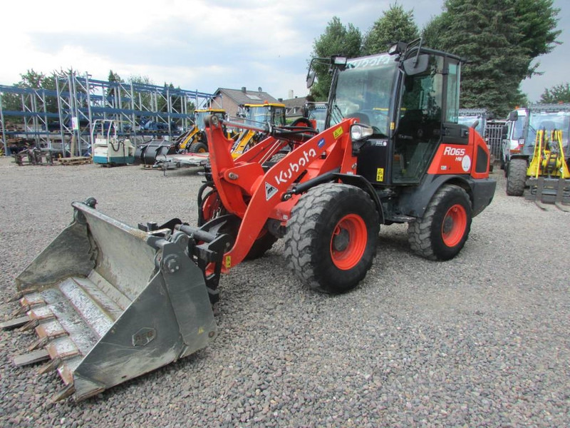 Kubota R 065 Radlader 30.000 EUR - Cargadora de ruedas: foto 2 Kubota R 065 Radlader 30.000 EUR - Cargadora de ruedas: foto 2