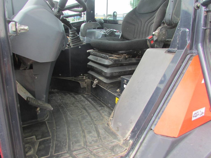 Cargadora de ruedas Kubota R 065 Radlader 31.000 EUR: foto 8 Cargadora de ruedas Kubota R 065 Radlader 31.000 EUR: foto 8