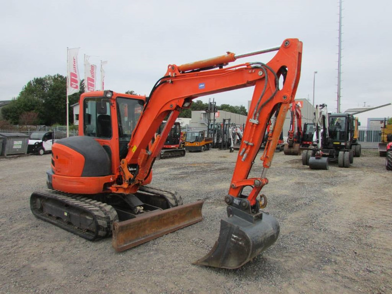 Kubota U 55-4 Minibagger 25.500 EUR - Miniexcavadora: foto 2 Kubota U 55-4 Minibagger 25.500 EUR - Miniexcavadora: foto 2
