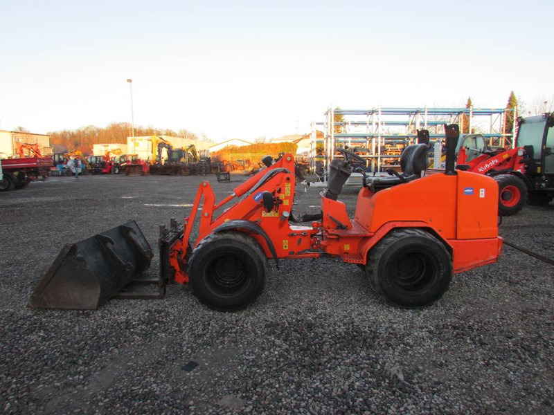 Schäffer 2436 Radlader / 21.500 EUR - Cargadora de ruedas: foto 1 Schäffer 2436 Radlader / 21.500 EUR - Cargadora de ruedas: foto 1