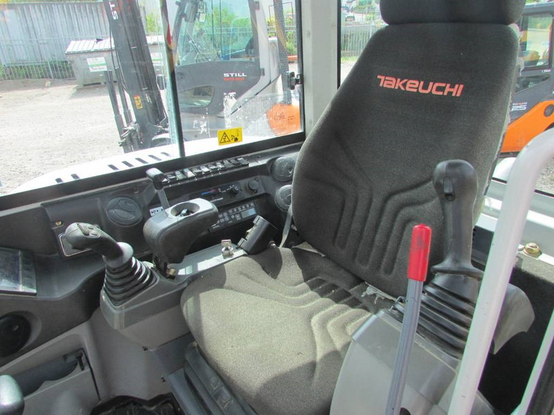 Takeuchi TB 260 Minibagger / AC / 43.500 EUR - Miniexcavadora: foto 5 Takeuchi TB 260 Minibagger / AC / 43.500 EUR - Miniexcavadora: foto 5