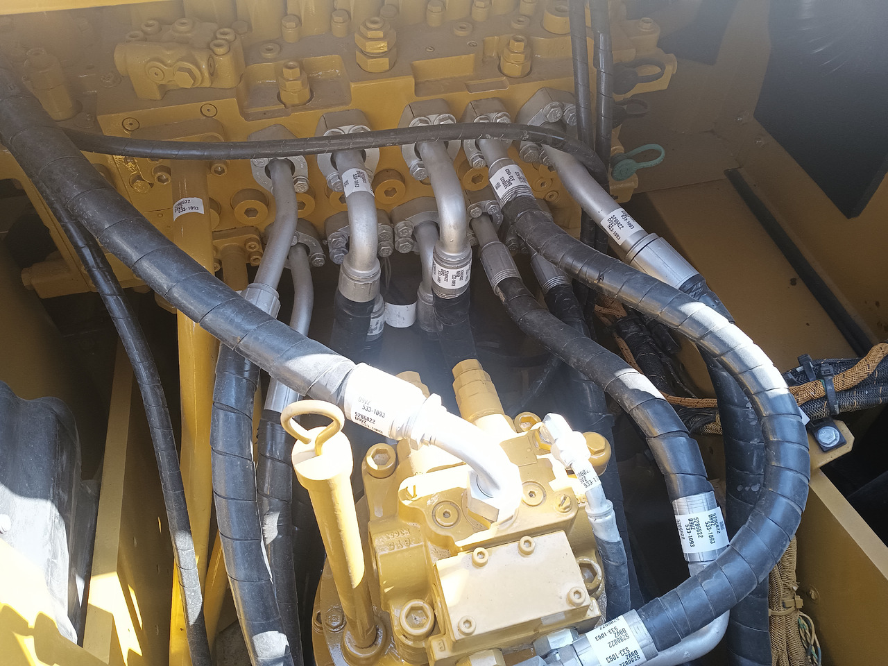 CATERPILLAR 320GC - Excavadora de cadenas: foto 4 CATERPILLAR 320GC - Excavadora de cadenas: foto 4