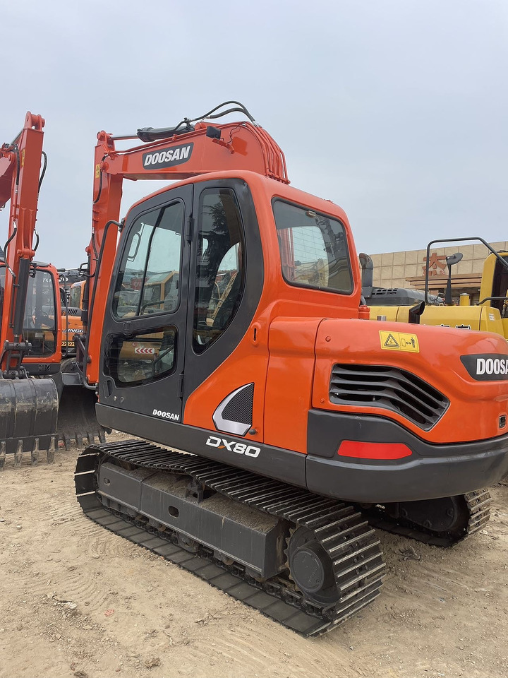 DOOSAN DX80 - Excavadora de cadenas: foto 4 DOOSAN DX80 - Excavadora de cadenas: foto 4