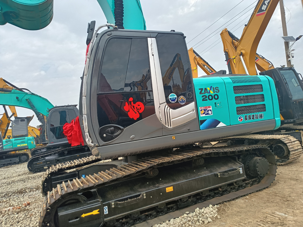 HITACHI ZX200-3 - Excavadora de cadenas: foto 2 HITACHI ZX200-3 - Excavadora de cadenas: foto 2