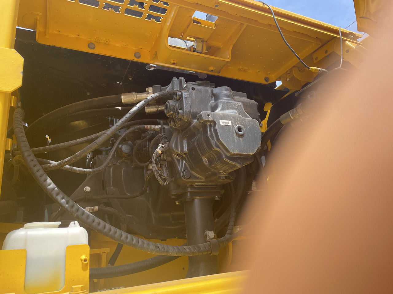 KOMATSU PC350-8 - Excavadora de cadenas: foto 4 KOMATSU PC350-8 - Excavadora de cadenas: foto 4