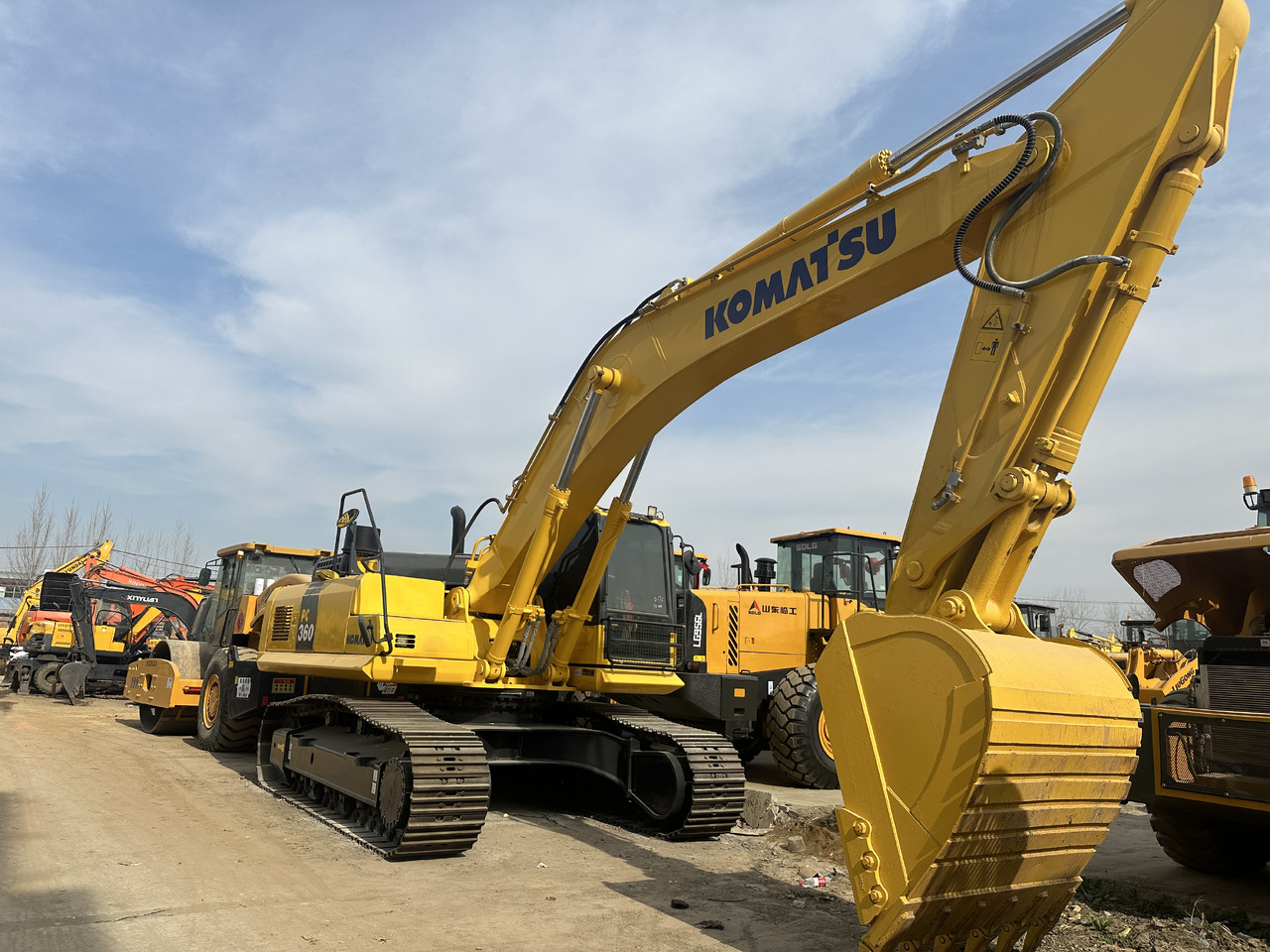 KOMATSU PC360 - Excavadora de cadenas: foto 5 KOMATSU PC360 - Excavadora de cadenas: foto 5