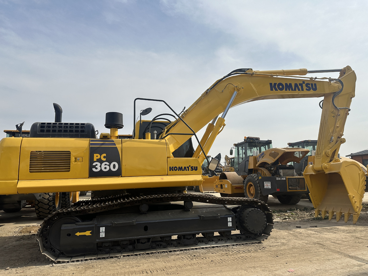 KOMATSU PC360 - Excavadora de cadenas: foto 1 KOMATSU PC360 - Excavadora de cadenas: foto 1