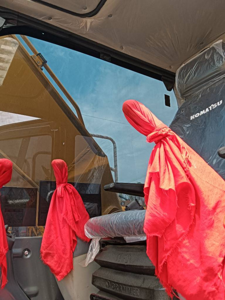 Komatsu PC 210-8 - Excavadora de cadenas: foto 5 Komatsu PC 210-8 - Excavadora de cadenas: foto 5