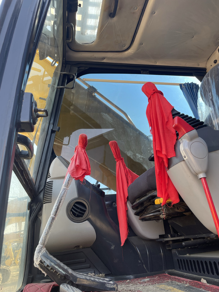 Komatsu PC 210LC - Excavadora de cadenas: foto 5 Komatsu PC 210LC - Excavadora de cadenas: foto 5