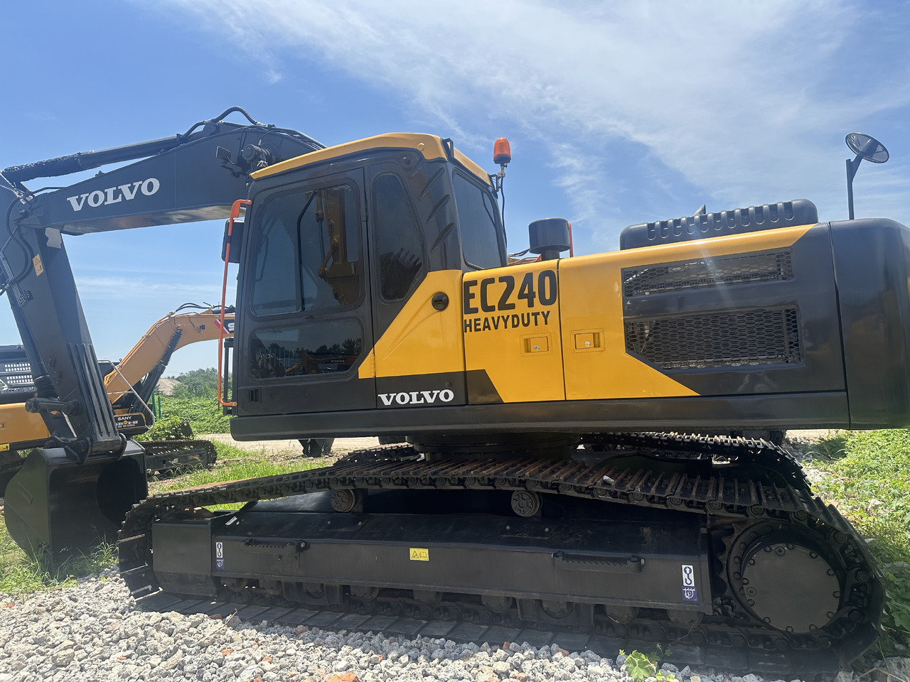 VOLVO EC240 - Excavadora de cadenas: foto 1 VOLVO EC240 - Excavadora de cadenas: foto 1