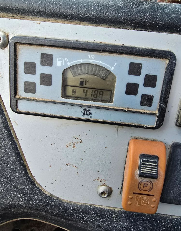 JCB - Minicargadora: foto 4 JCB - Minicargadora: foto 4